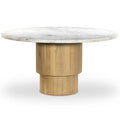 Mesa de comedor redonda Mariah, m¨¢rmol blanco de Four Hands